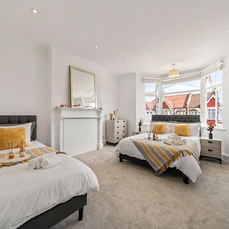 2025 Award Winning - 2 Bedroom Luxury Apartment Next To Wembley Stadium London Bagian luar foto