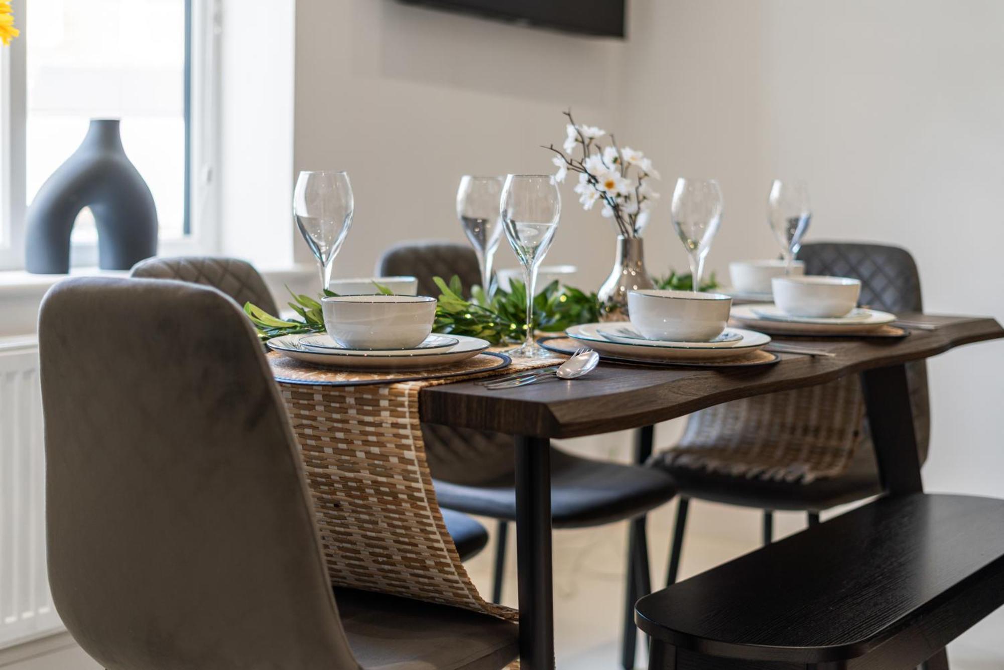 2025 Award Winning - 2 Bedroom Luxury Apartment Next To Wembley Stadium London Bagian luar foto